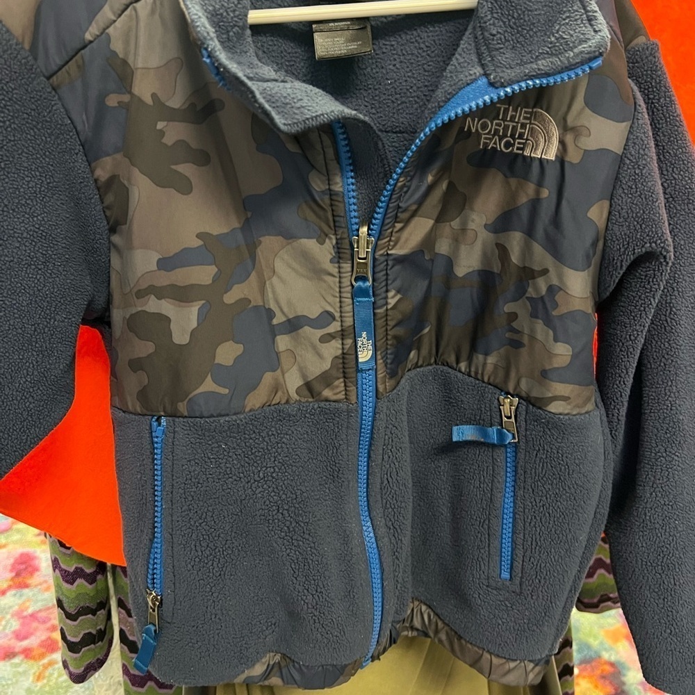 North face boys jacket